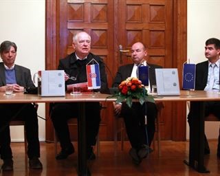 ''Prag i Zadar: dva europska sveučilišna središta u XIV.stoljeću'' prof.dr.sc. Stjepana Krasića
