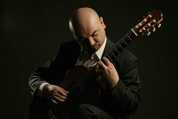 Gitaristički recital Tvrtka Sarića