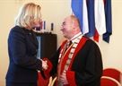 Rektoru Sveučilišta u Zadru prof. dr. sc. Anti Uglešiću uručeno Veliko zlatno odličje Republike Austrije