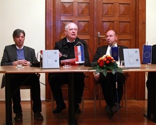 ''Prag i Zadar: dva europska sveučilišna središta u XIV.stoljeću'' prof.dr.sc. Stjepana Krasića