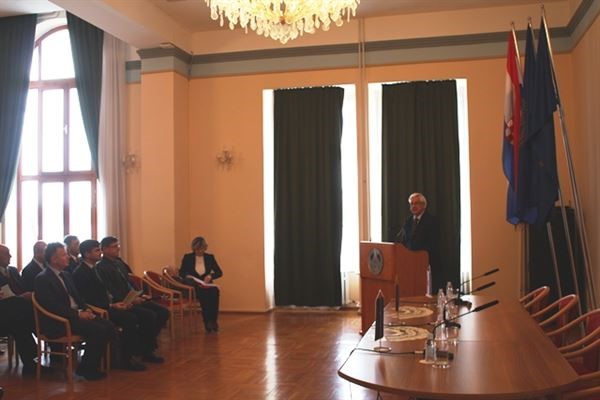 Otvoren znanstveni skup "Novigrad nekad i sad"