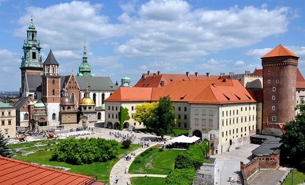 Međunarodna znanstvena konferencija "Anžuvinska baština u Srednjoj Europi"