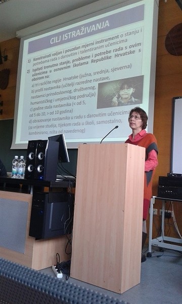 Sudjelovanje na znanstveno-stručnom skupu „Suvremeni pristup odgoju i obrazovanju darovite djece i učenika“ - doc. dr. sc. Anela Nikčević-Milković