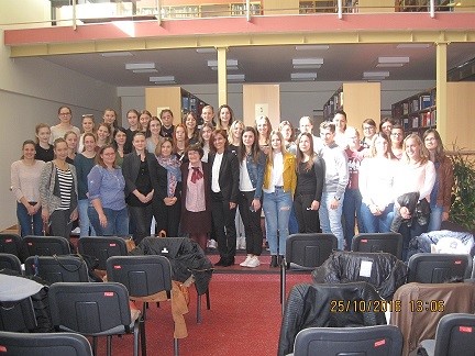 Književni susret s književnicom Željkom Horvat-Vukelja